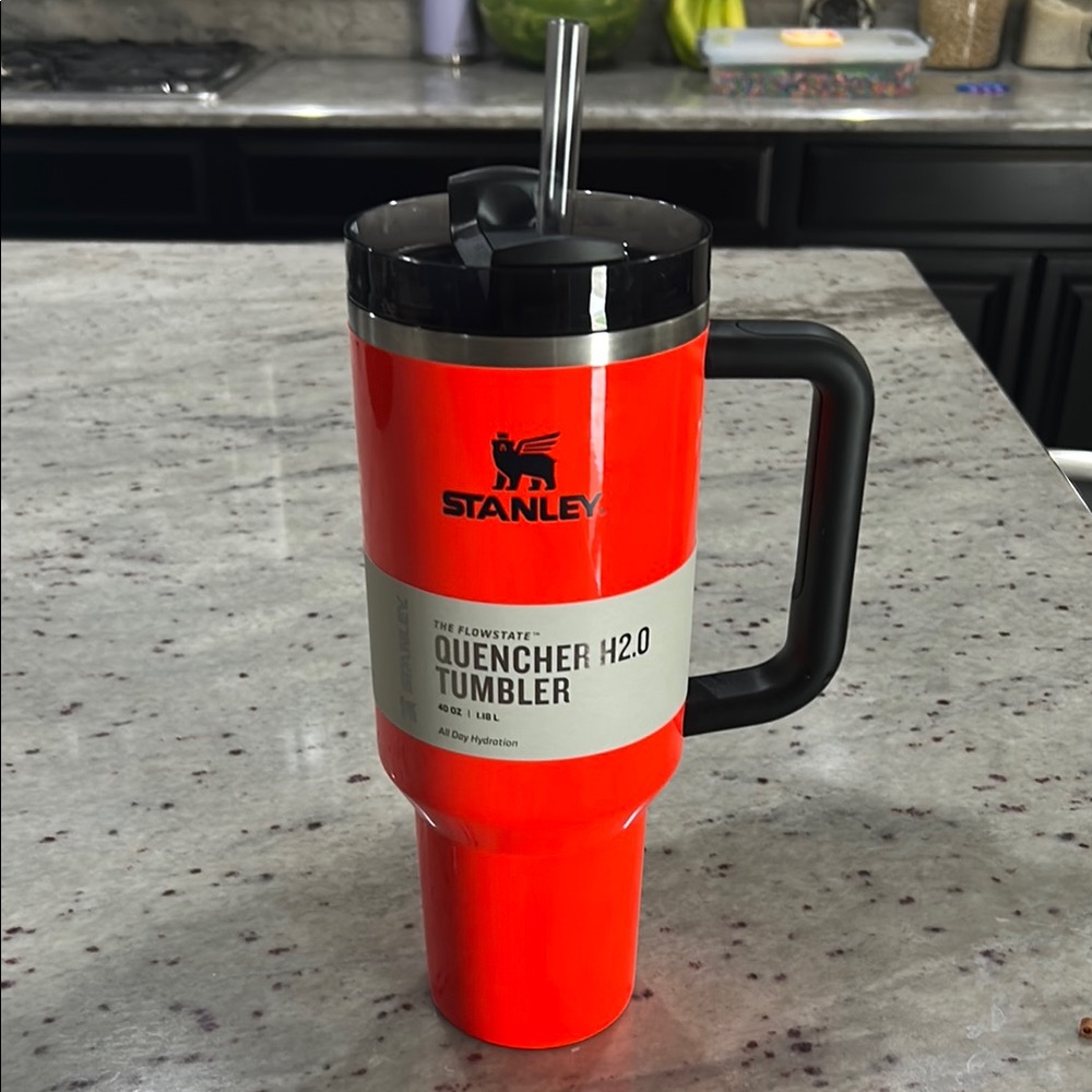 Neon Orange Quencher H2.0 Tumbler with Handle